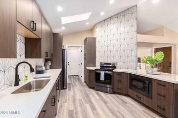 1730 E Jacinto Cir., Mesa, AZ 85204