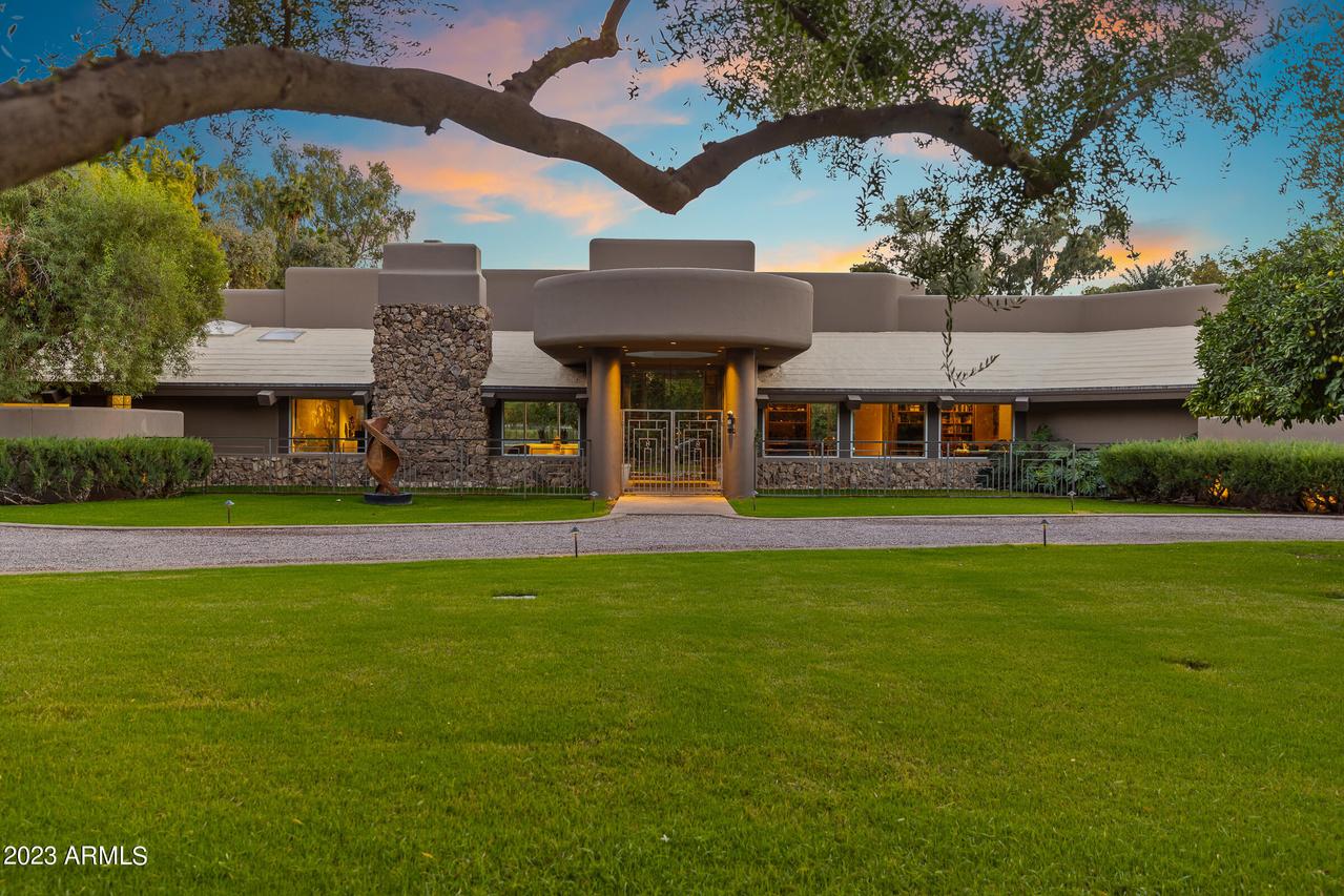2111 E Colter St., Phoenix, AZ 85016