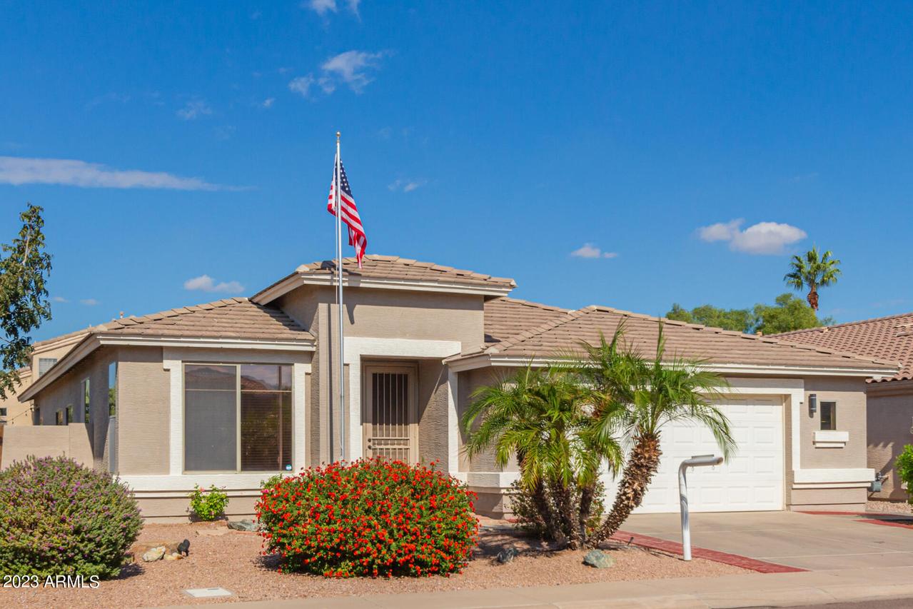 2036 E Riviera Dr., Chandler, AZ 85249