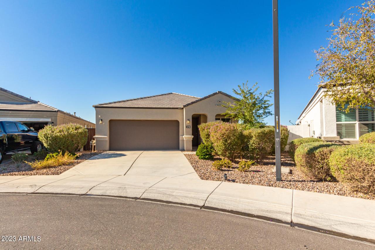 2740 N Comiskey Dr., Florence, AZ 85132