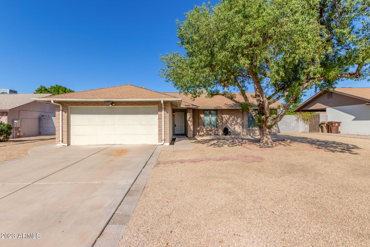 6726 W Cameron Dr., Peoria, AZ 85345