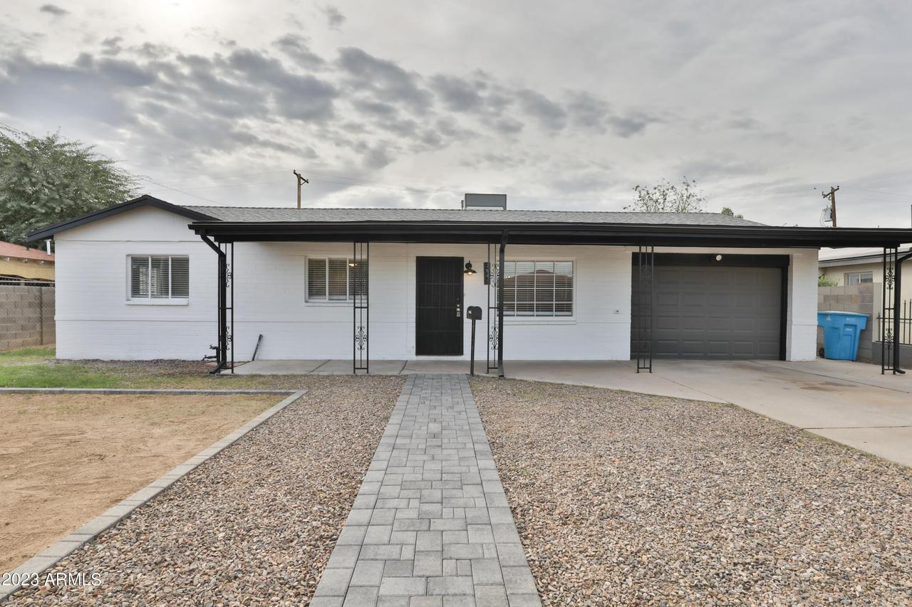 2941 W San Miguel Ave., Phoenix, AZ 85017