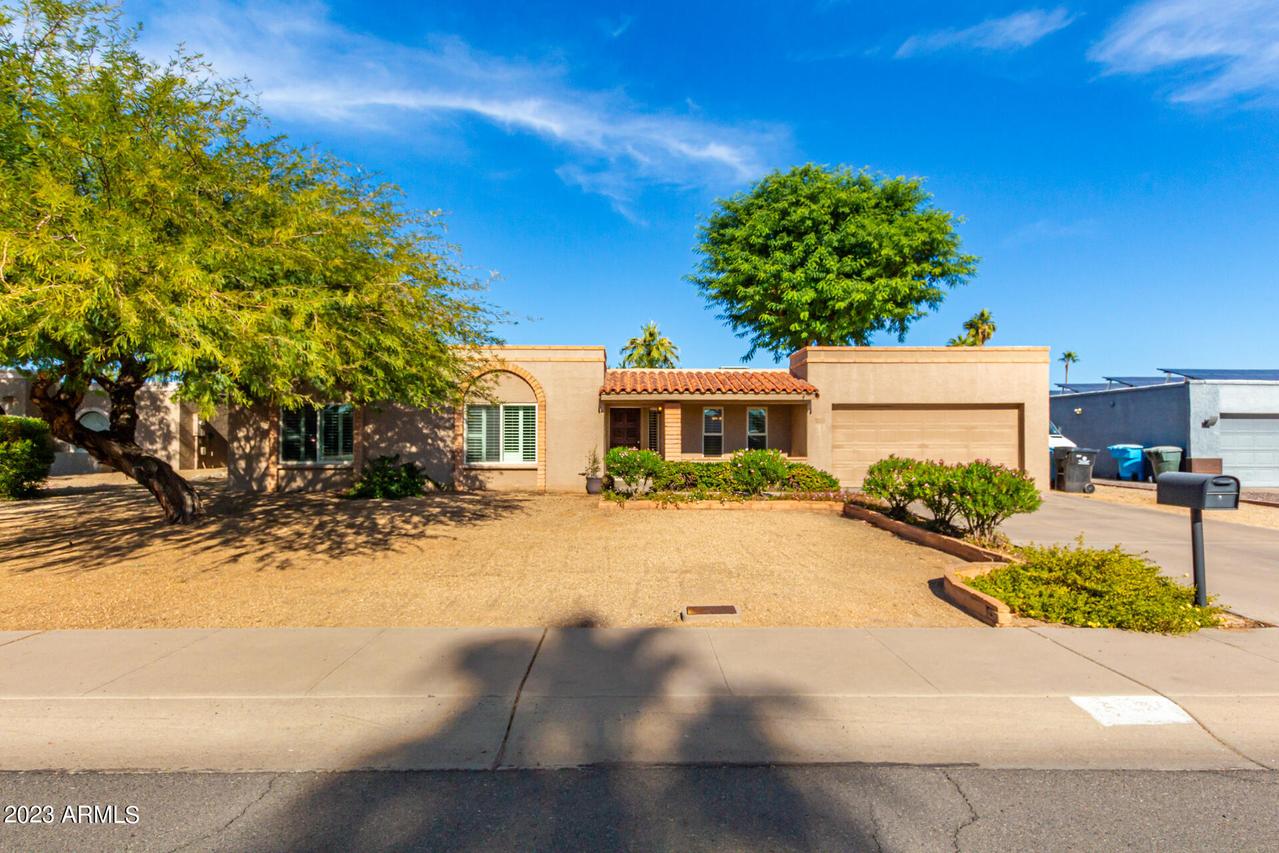 5050 E Charter Oak Rd., Scottsdale, AZ 85254