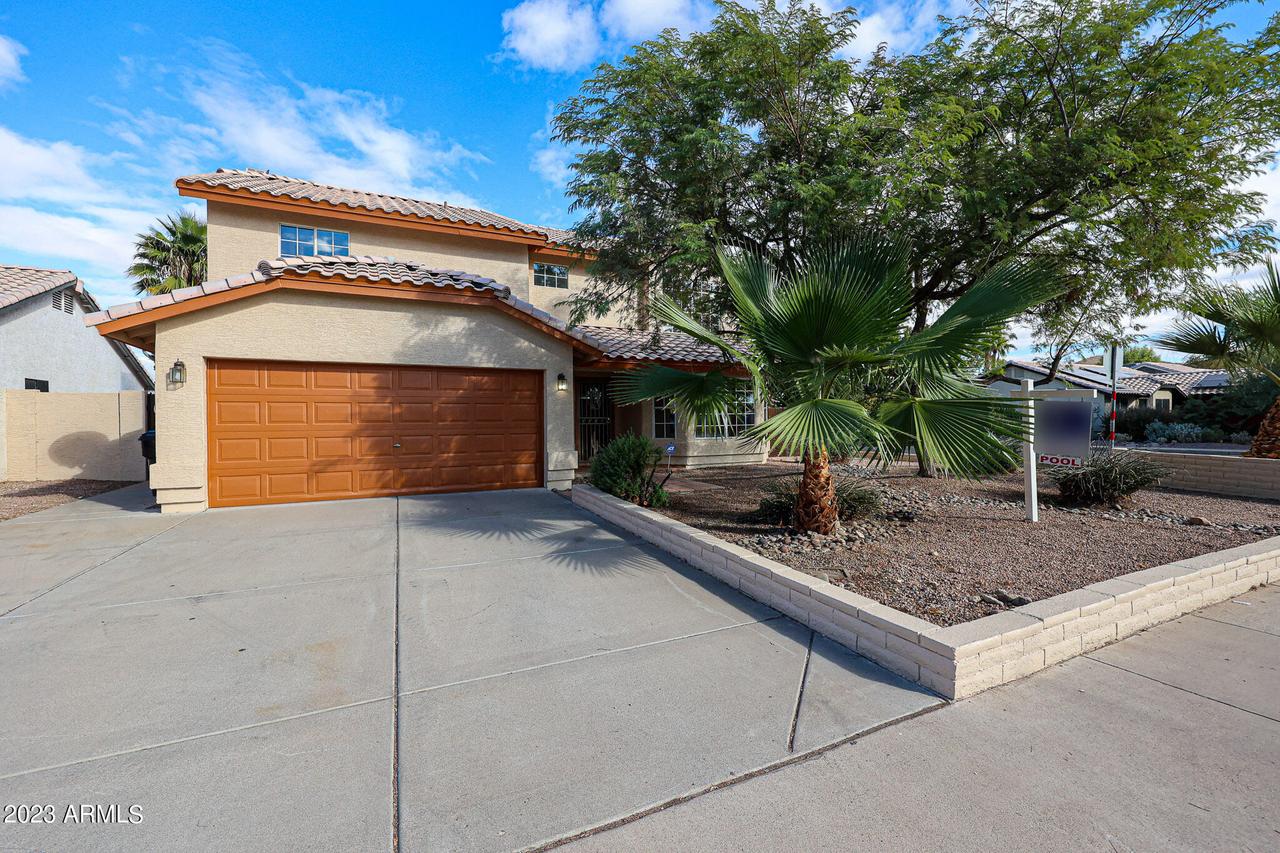 1940 E Sharon Dr., Phoenix, AZ 85022