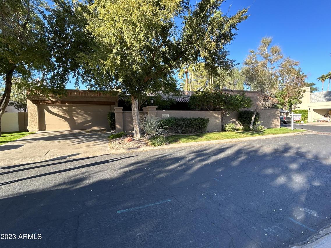 2576 E Georgia Ave., Phoenix, AZ 85016