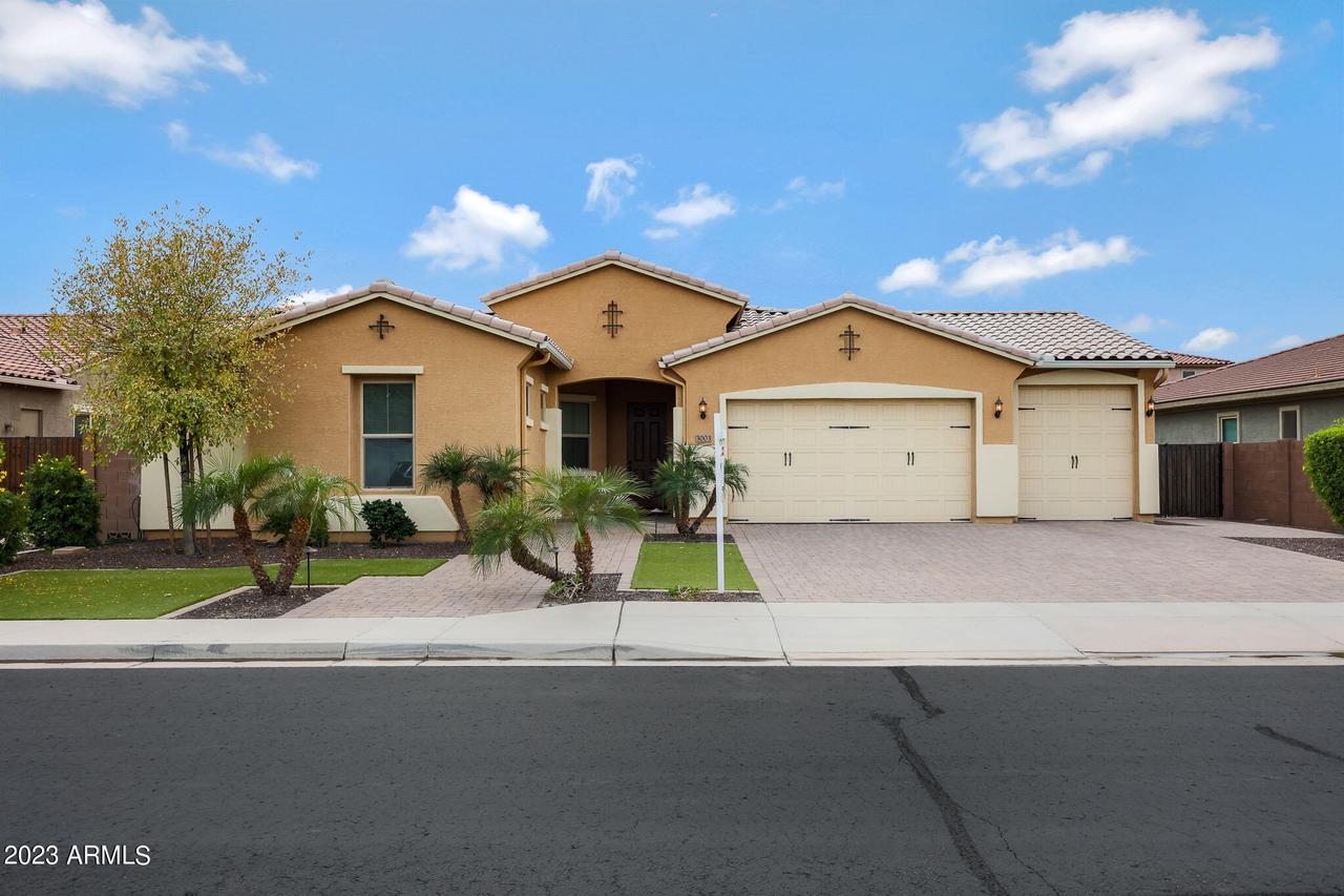 3003 E Preston St., Mesa, AZ 85213
