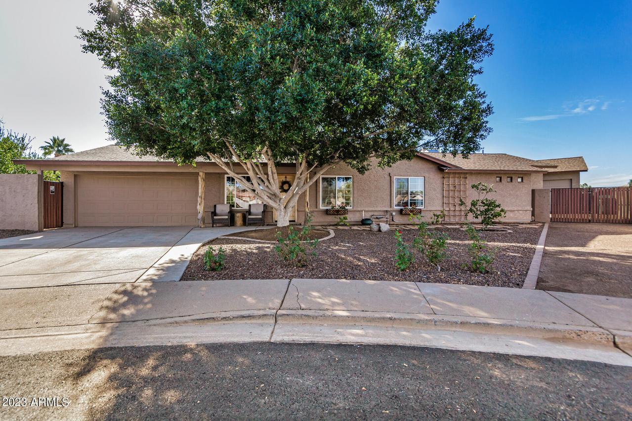 1412 N Rowen Cir., Mesa, AZ 85207