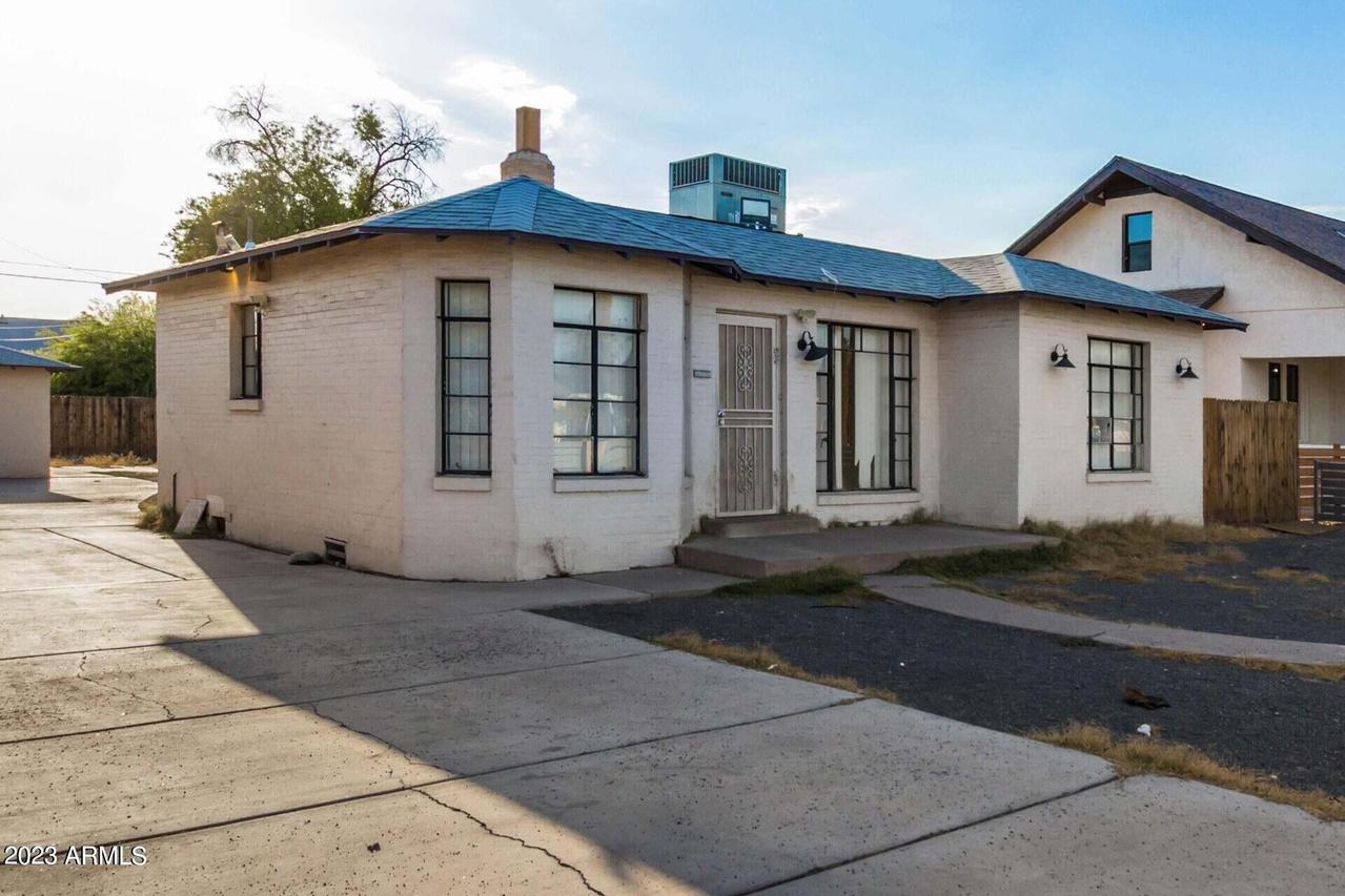 322 N 17th Dr., Phoenix, AZ 85007