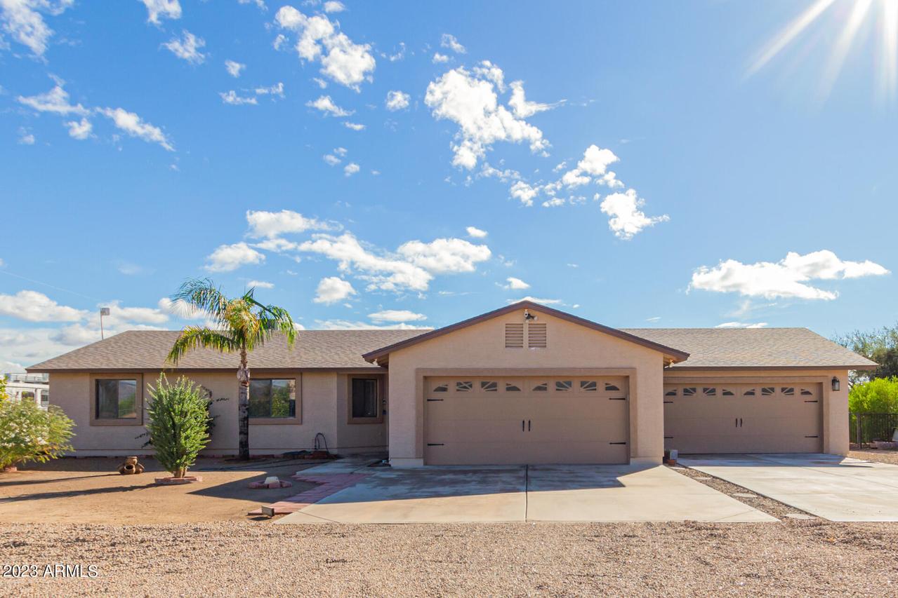 35006 N 14th St., Phoenix, AZ 85086