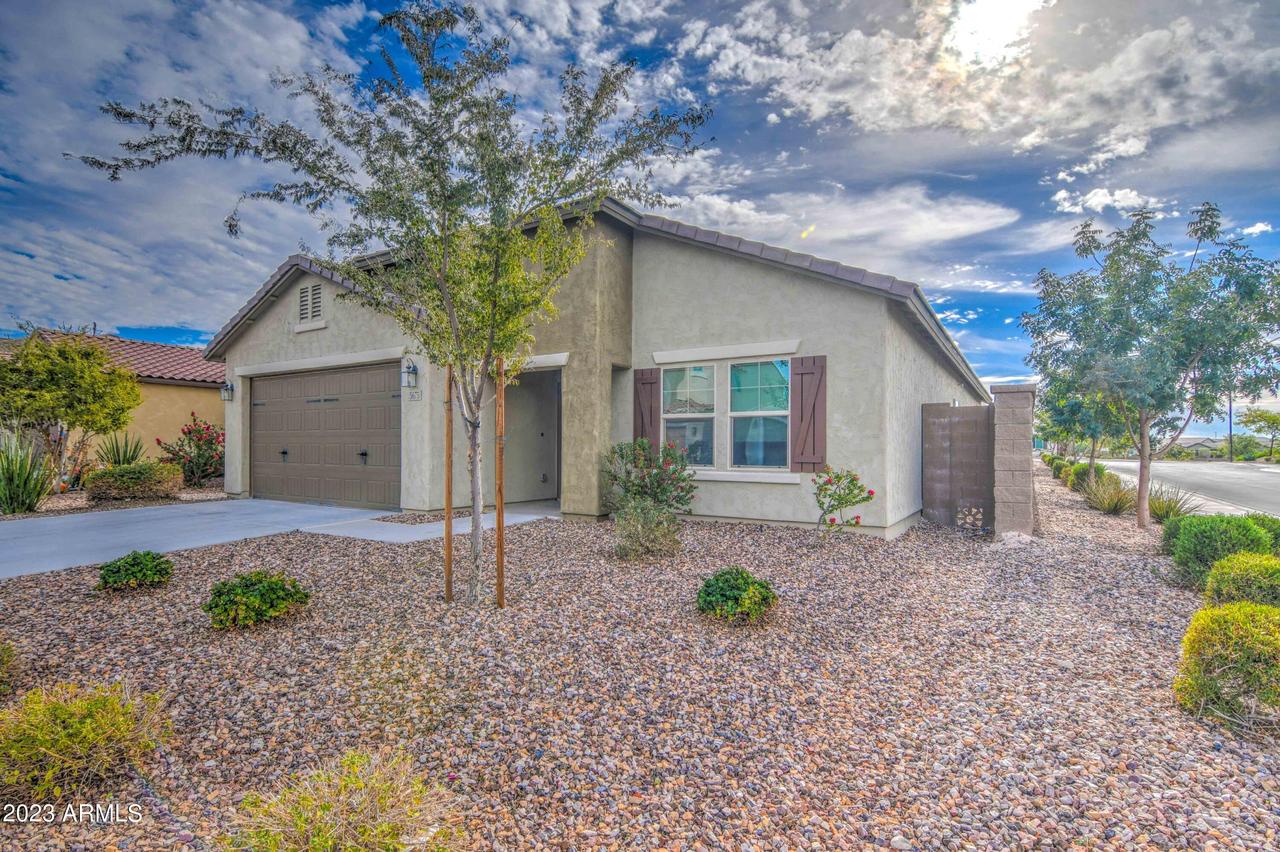 5675 W Valor Way, Florence, AZ 85132