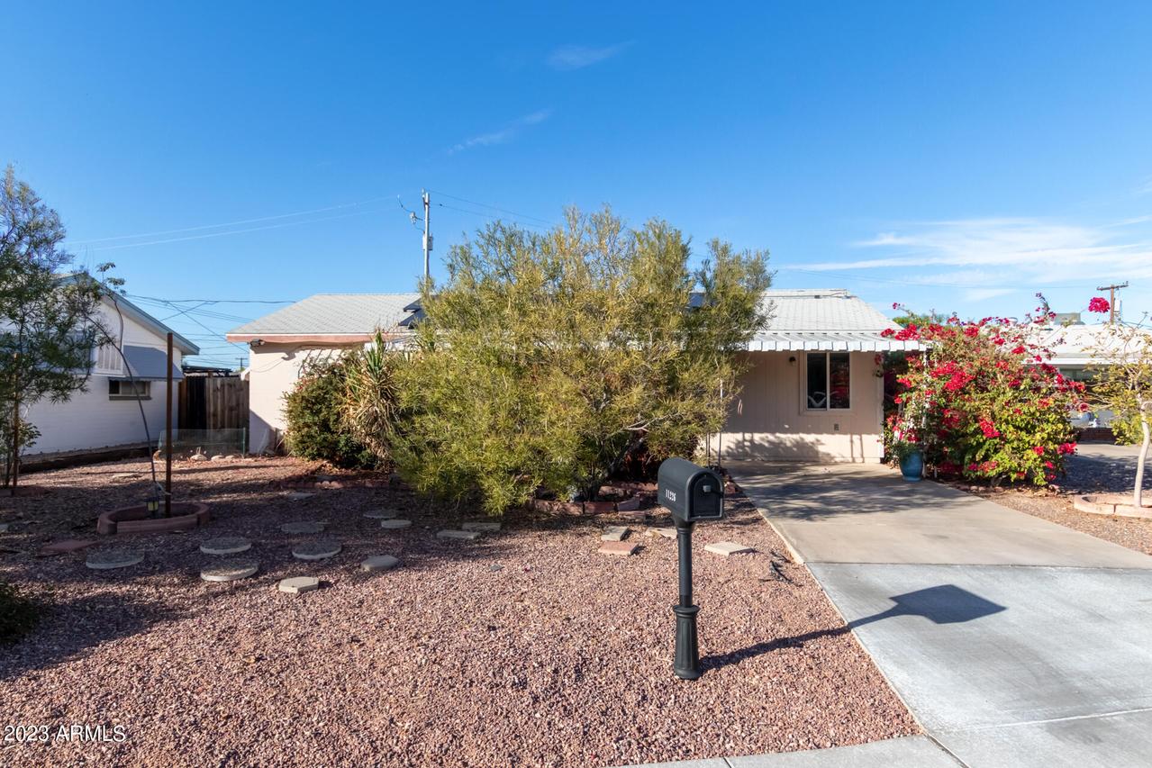 11226 W Ohio Ave., Youngtown, AZ 85363