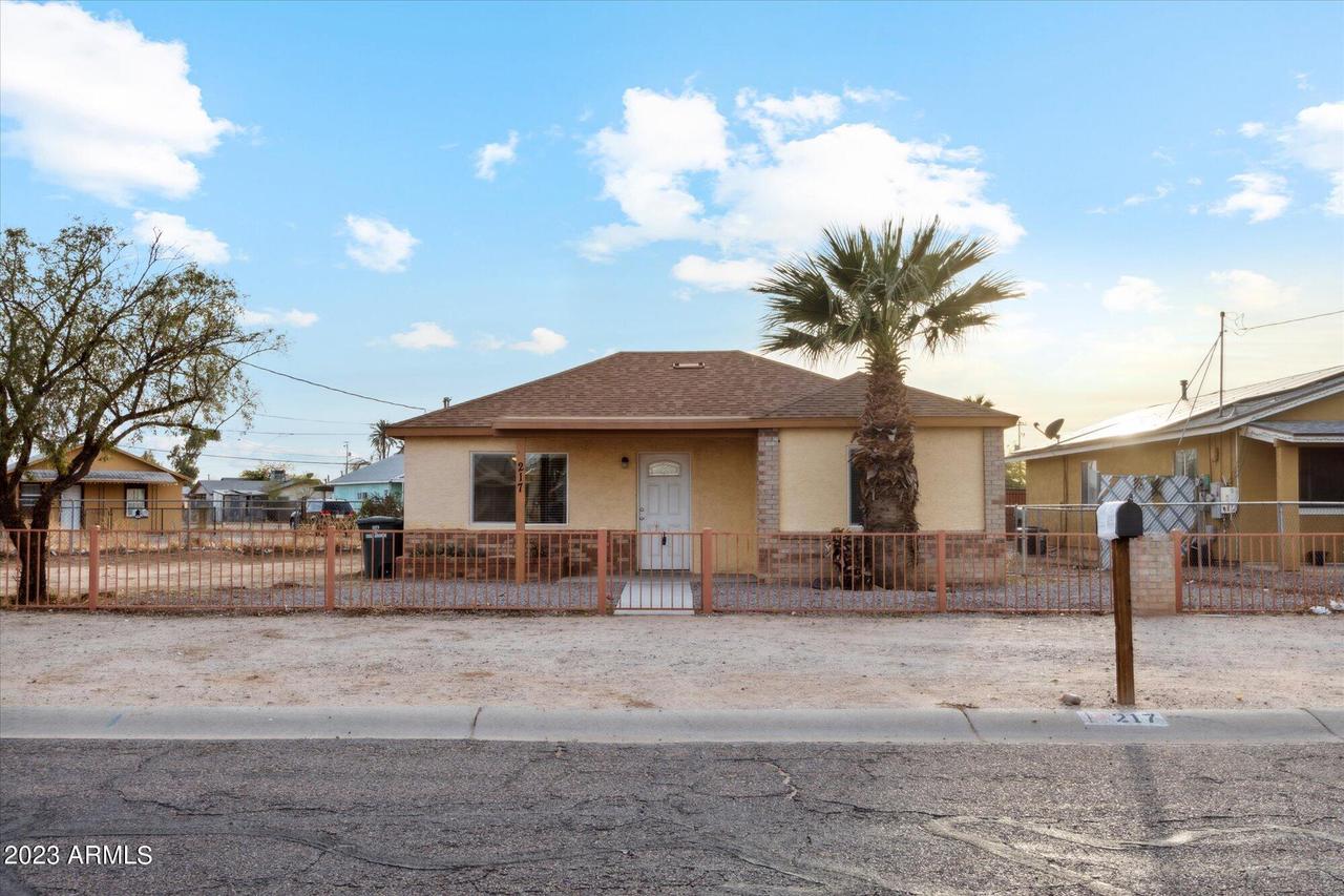 217 E 3rd Ave., Casa Grande, AZ 85122