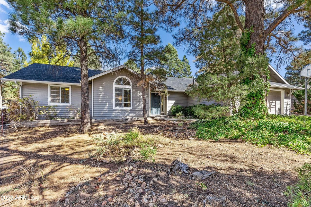 3669 E Silver Fox Cir., Flagstaff, AZ 86004