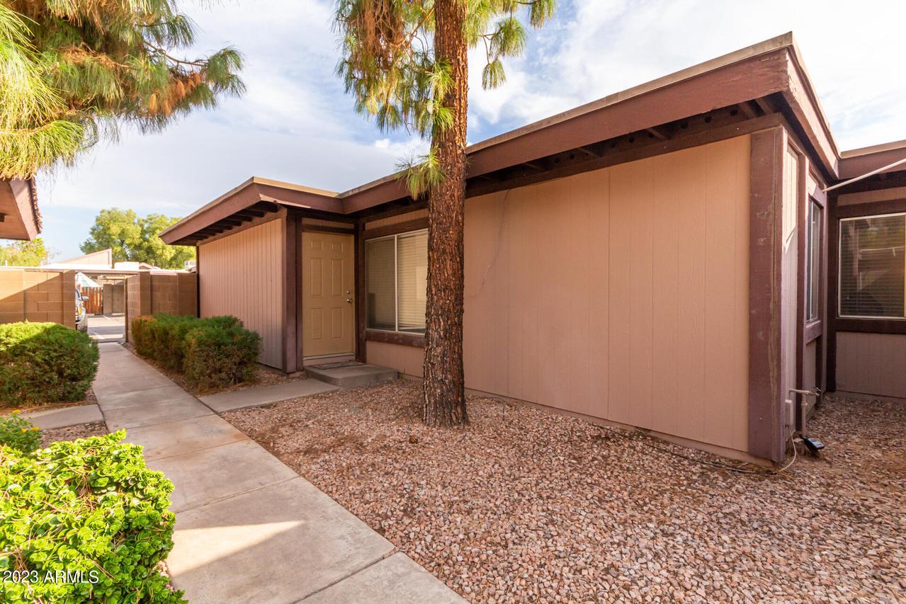 927 S Casitas Dr. #C, Tempe, AZ 85281