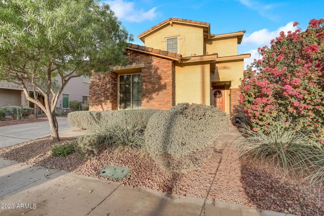 11520 N 156th Ln., Surprise, AZ 85379