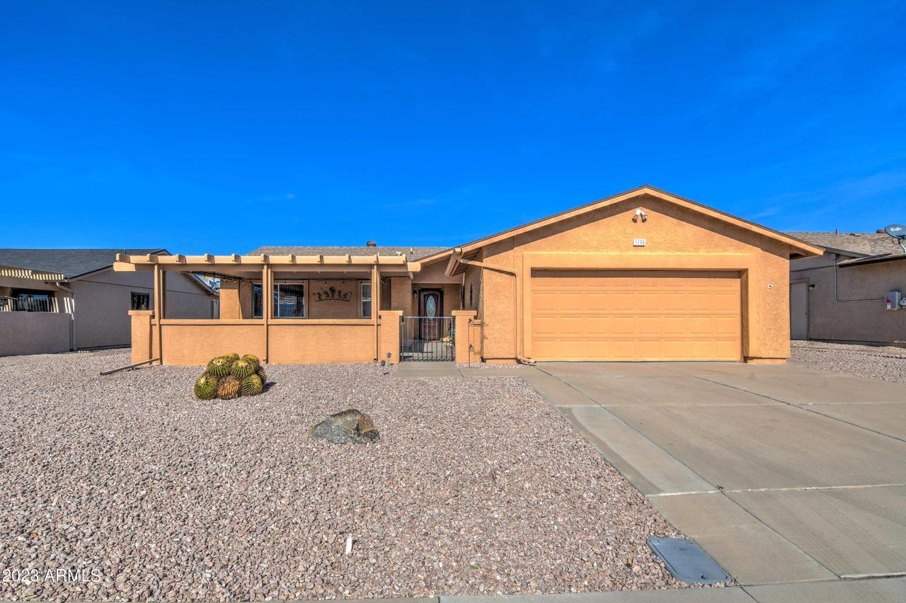 1749 Leisure World, Mesa, AZ 85206