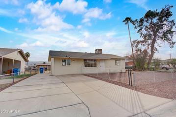 1815 E Lynne Ln., Phoenix, AZ 85042
