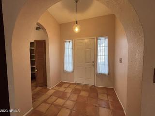 5125 W Freeway Ln., Glendale, AZ 85302