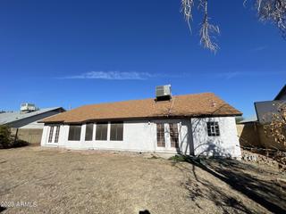 5125 W Freeway Ln., Glendale, AZ 85302