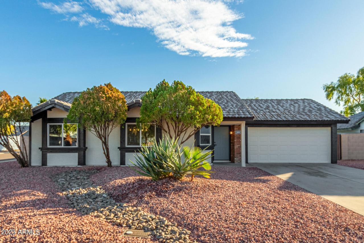 8003 W Bloomfield Rd., Peoria, AZ 85381