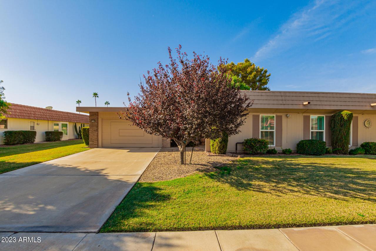 17838 N 102nd Dr., Sun City, AZ 85373