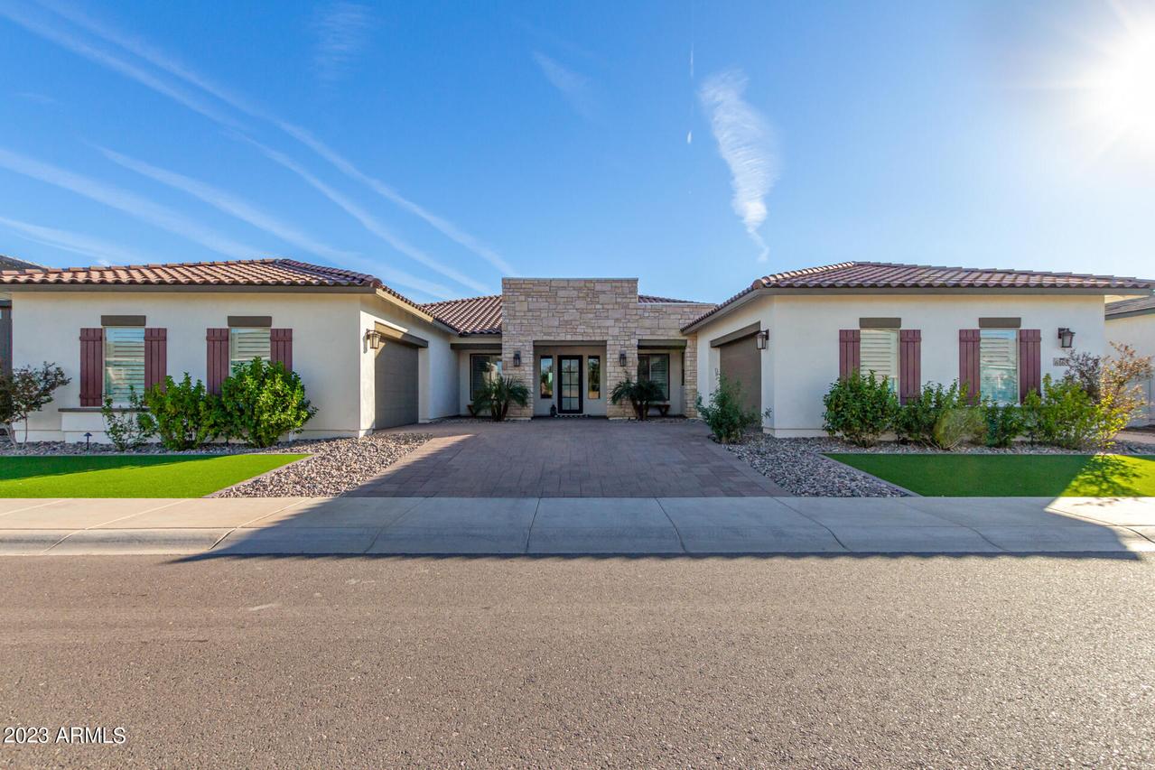 6163 S Stonecreek Blvd., Gilbert, AZ 85298