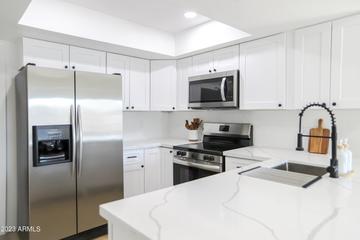 2383 W Paradise Ln., Phoenix, AZ 85023