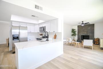 2383 W Paradise Ln., Phoenix, AZ 85023