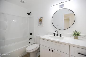 2383 W Paradise Ln., Phoenix, AZ 85023