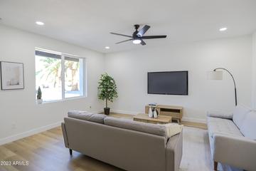 2383 W Paradise Ln., Phoenix, AZ 85023