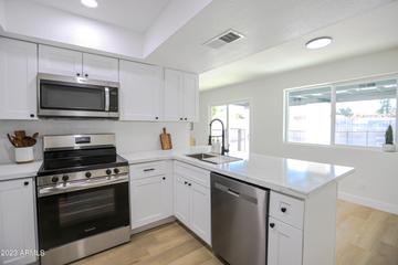 2383 W Paradise Ln., Phoenix, AZ 85023