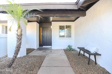 2383 W Paradise Ln., Phoenix, AZ 85023