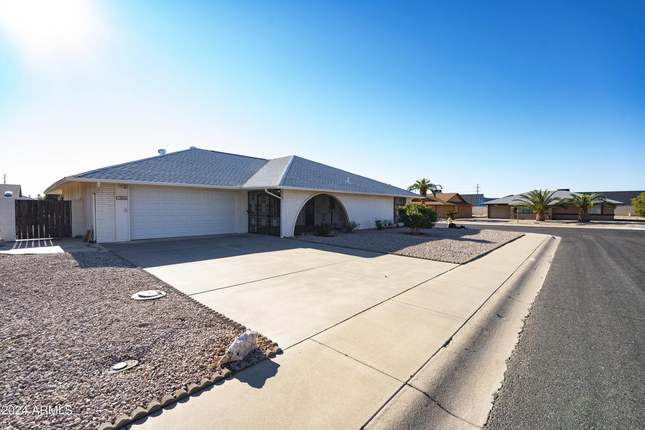 13063 W Foxfire Dr., Sun City West, AZ 85375