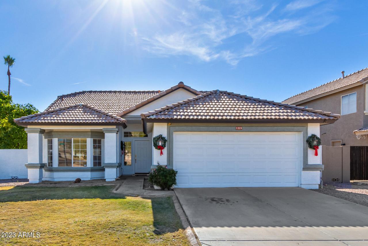 7229 E Natal Ave., Mesa, AZ 85209