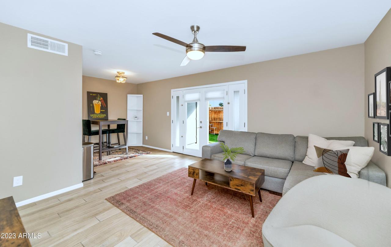 6017 W Golden Ln., Glendale, AZ 85302