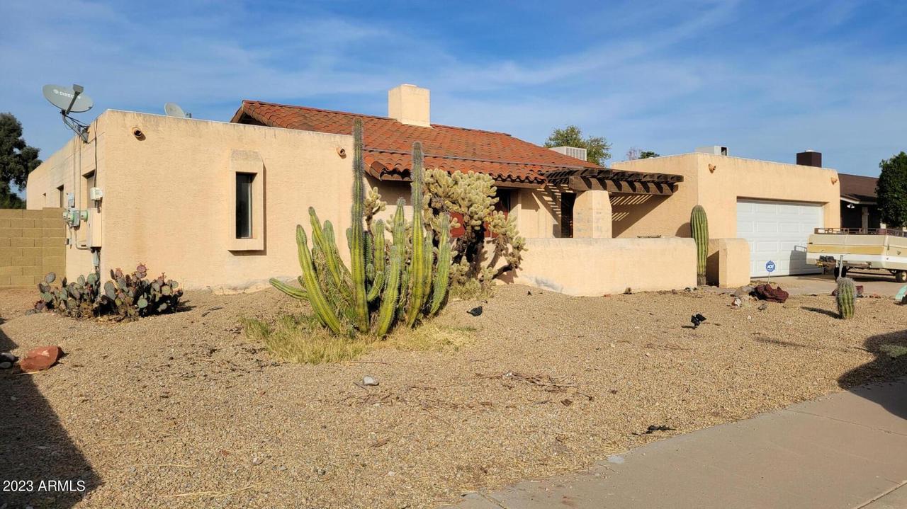 6126 W Larkspur Dr., Glendale, AZ 85304