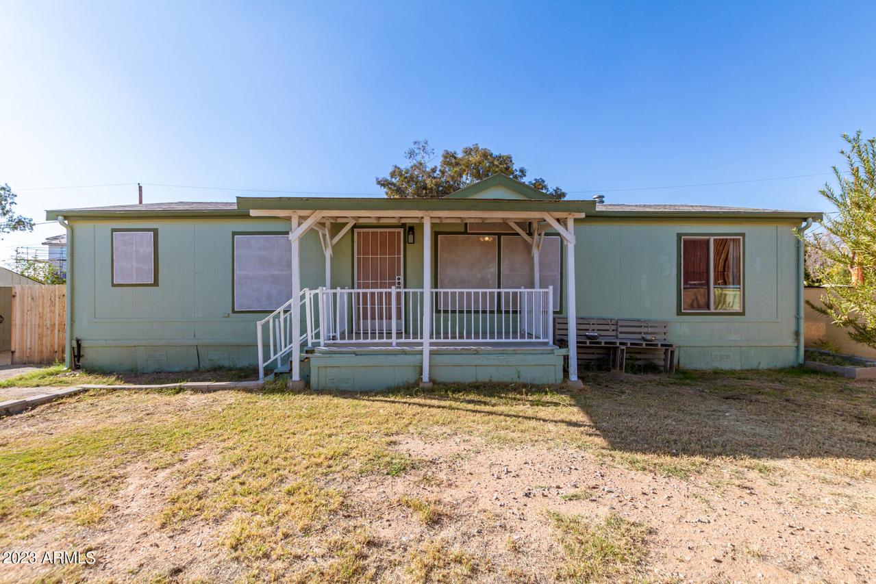 7702 N 76th Ln., Glendale, AZ 85303