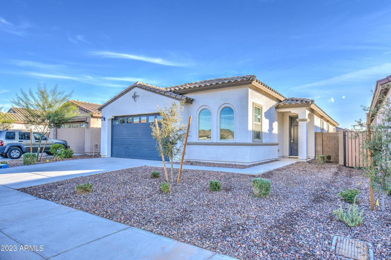 9337 W Montecito Ave., Phoenix, AZ 85037