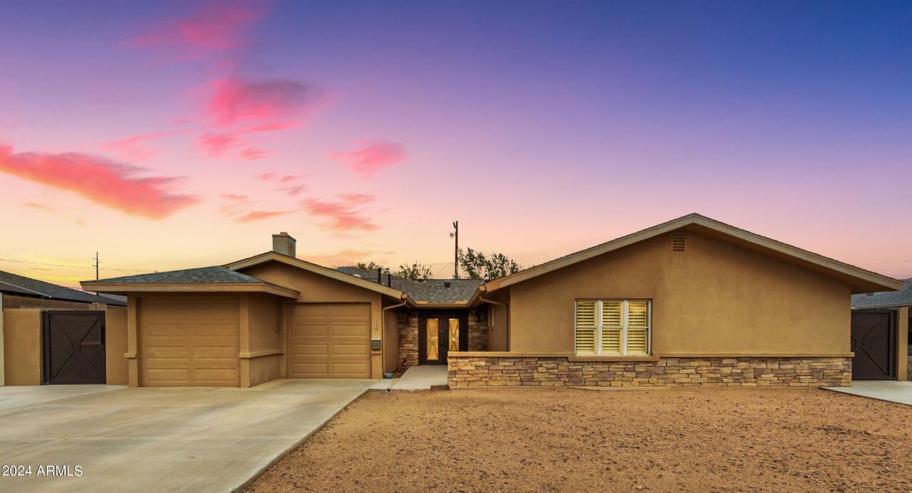 6414 E Sheridan St., Scottsdale, AZ 85257