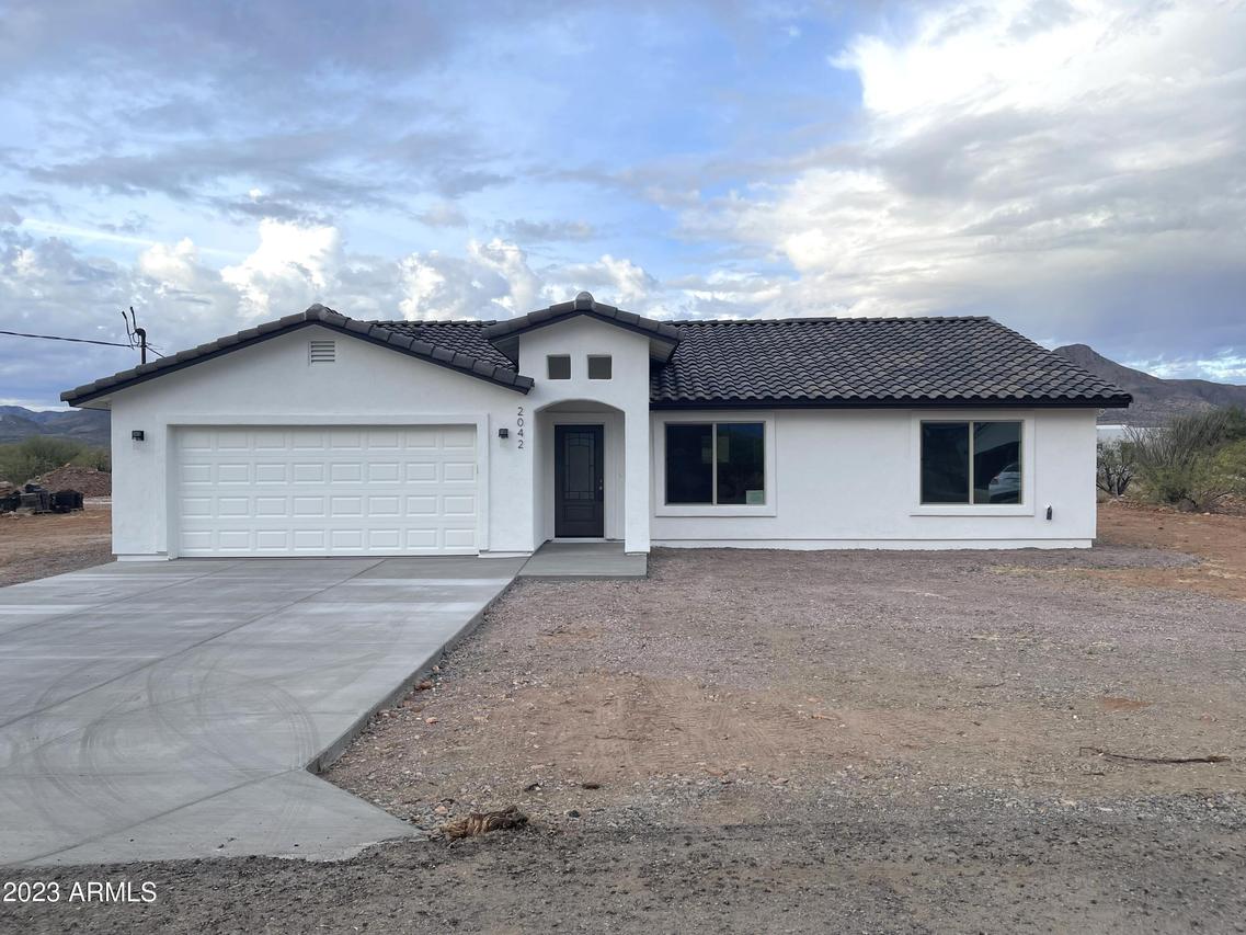 2042 Cobbs Ct., Rio Rico, AZ 85648
