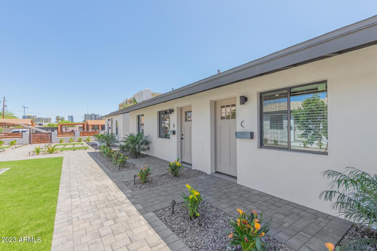 616 N 10th Ave., Phoenix, AZ 85007