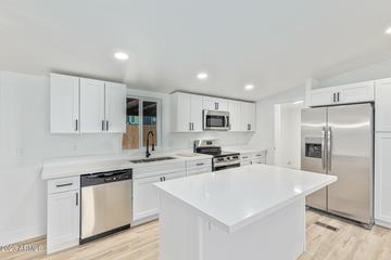 12810 N 20th St., Phoenix, AZ 85022