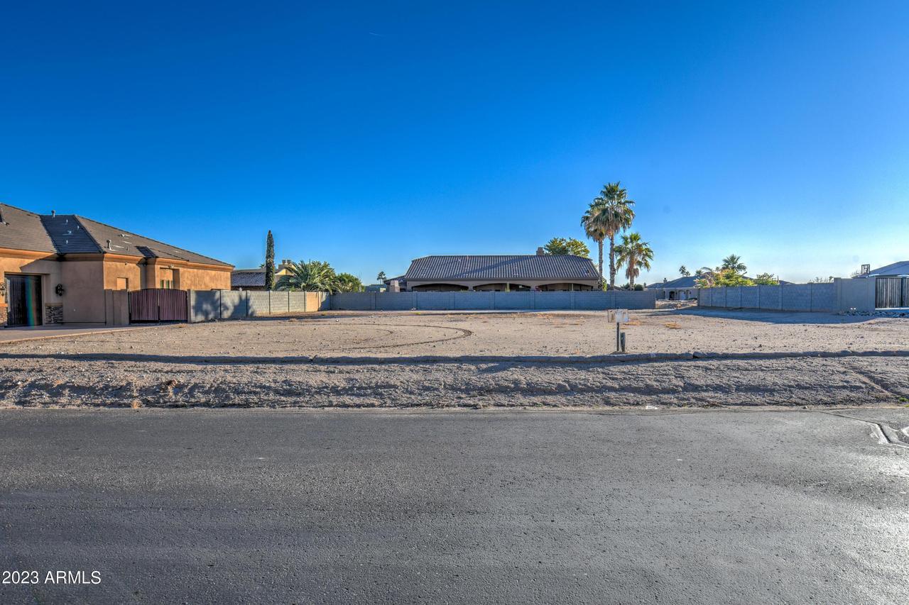 18129 W Rancho Dr. #32, Litchfield Park, AZ 85340