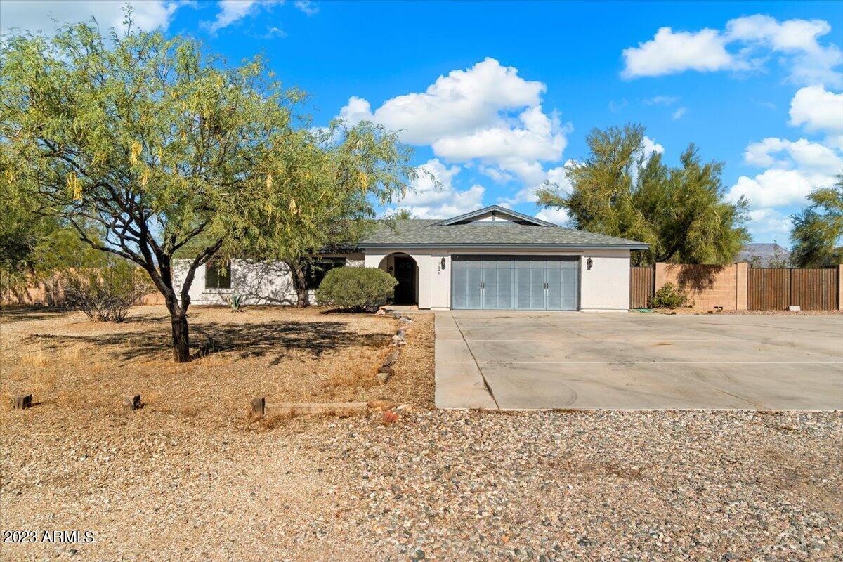 1426 E Cloud Rd., Phoenix, AZ 85027