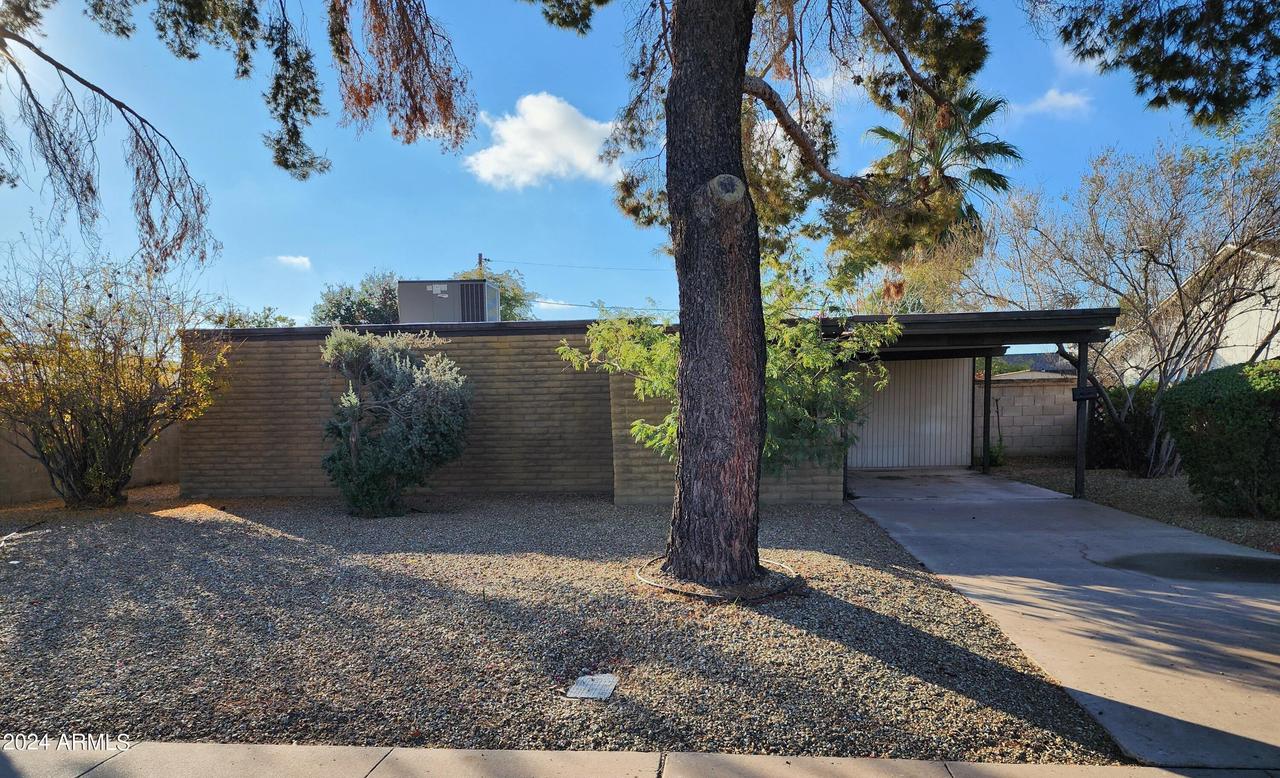 7739 E Latham St., Scottsdale, AZ 85257