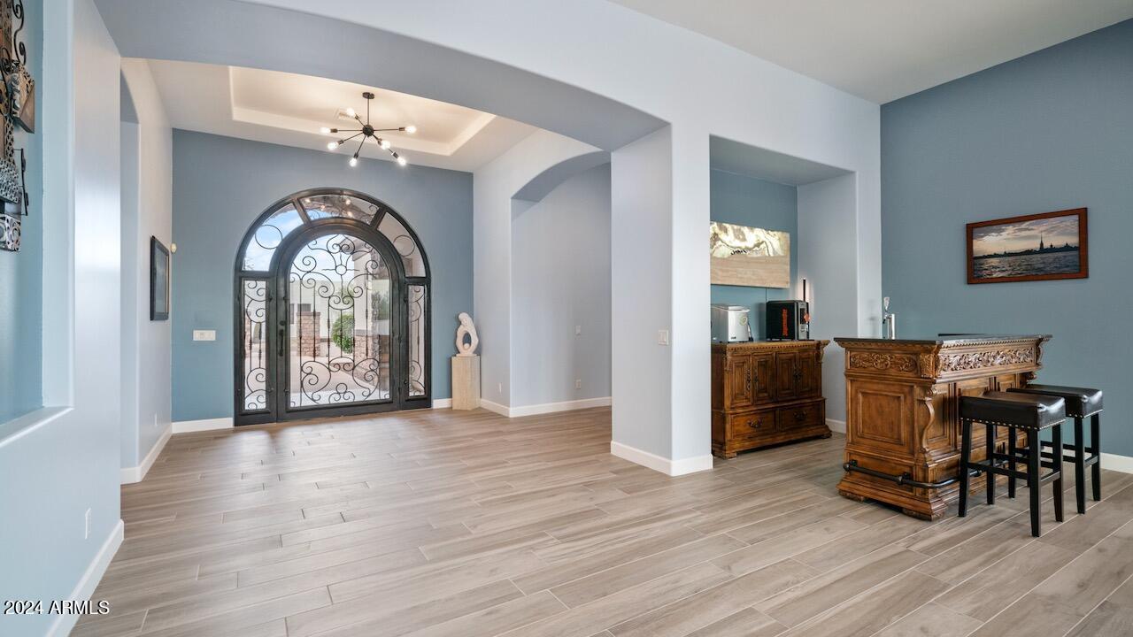 39711 N 7th Ave., Phoenix, AZ 85086