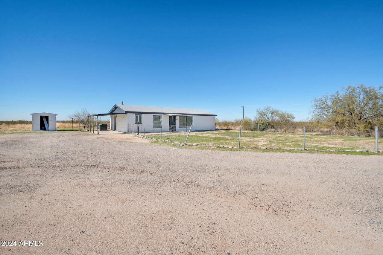 8716 N Custer Dr., Florence, AZ 85132