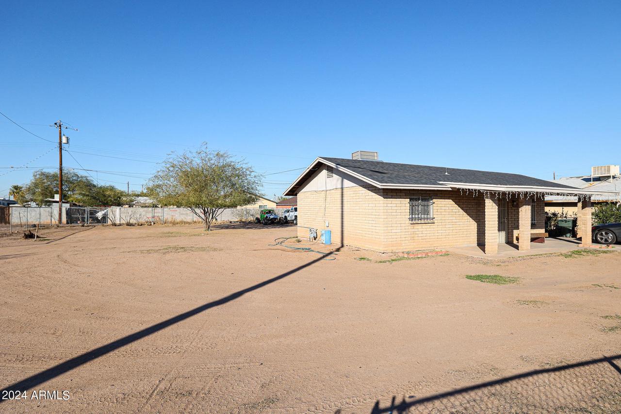 1422 S 11th Ave. #13, Phoenix, AZ 85007