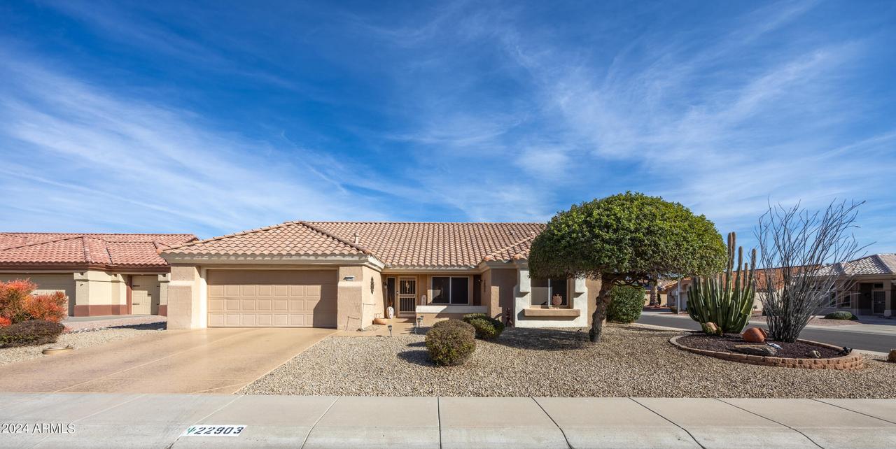 22903 N Shorthorn Ct., Sun City West, AZ 85375