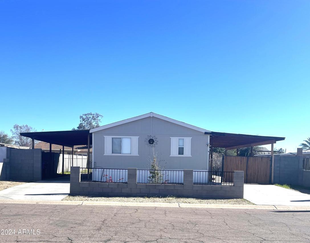 1721 S 80th St., Mesa, AZ 85209